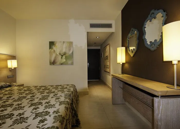 Kn Arenas Del Mar Adults Only Hotell 4*